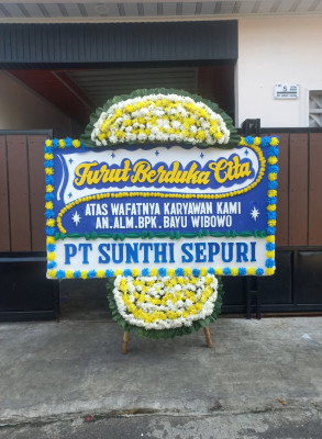 Papan Bunga Duka di Hiliserangkai